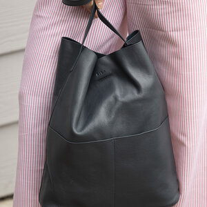 RISA Lila Pocket Tote