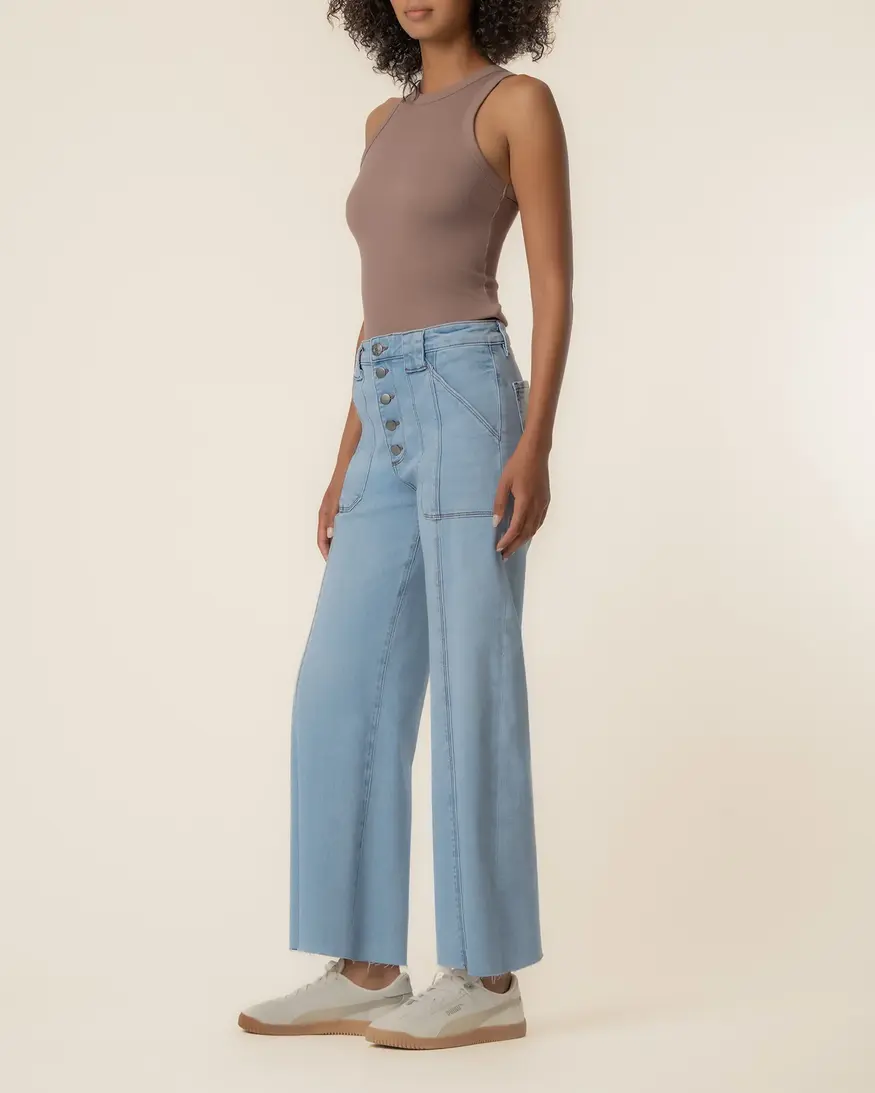 KUT Meg PP Exp Button WL