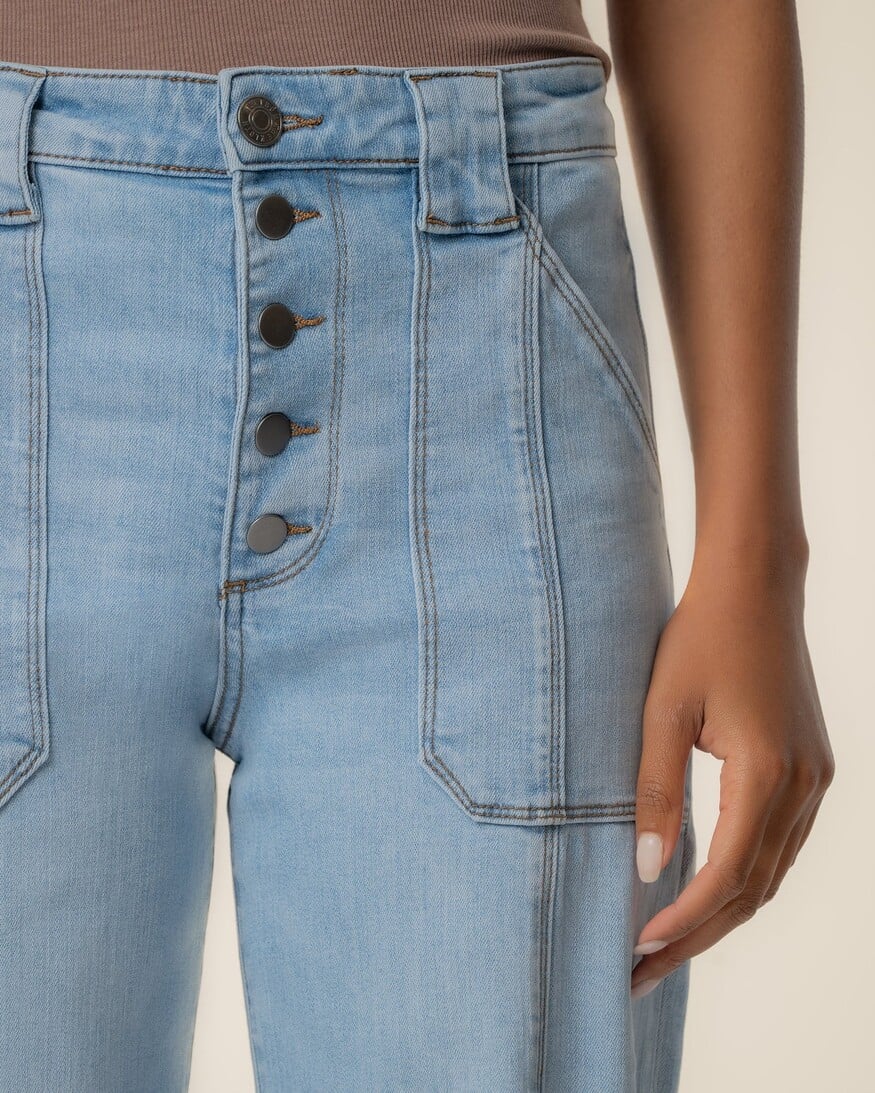 KUT Meg PP Exp Button WL