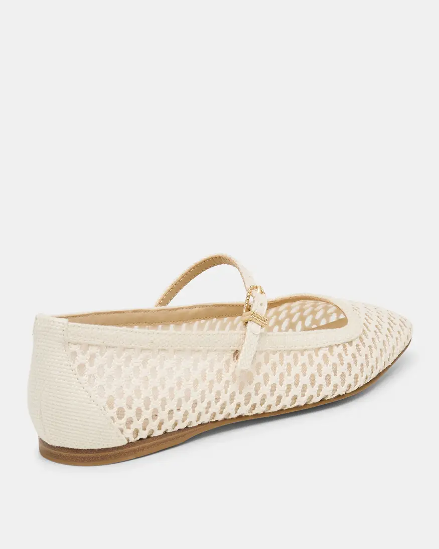 Dolce Vita Reyes Flat