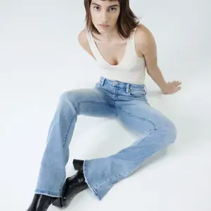 Unpublished Jan HW Slim Flare