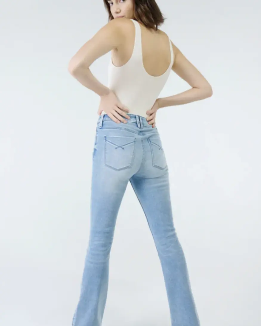 Unpublished Jan HW Slim Flare