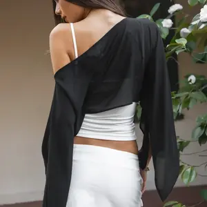 Elysia Cape Top