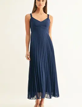 Adelyn Rae Jillian Pleated Maxi