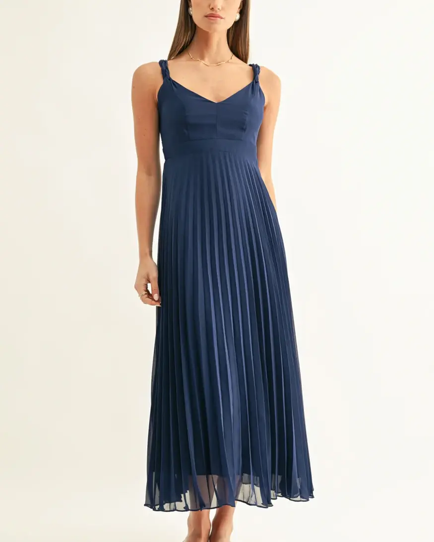 Adelyn Rae Jillian Pleated Maxi