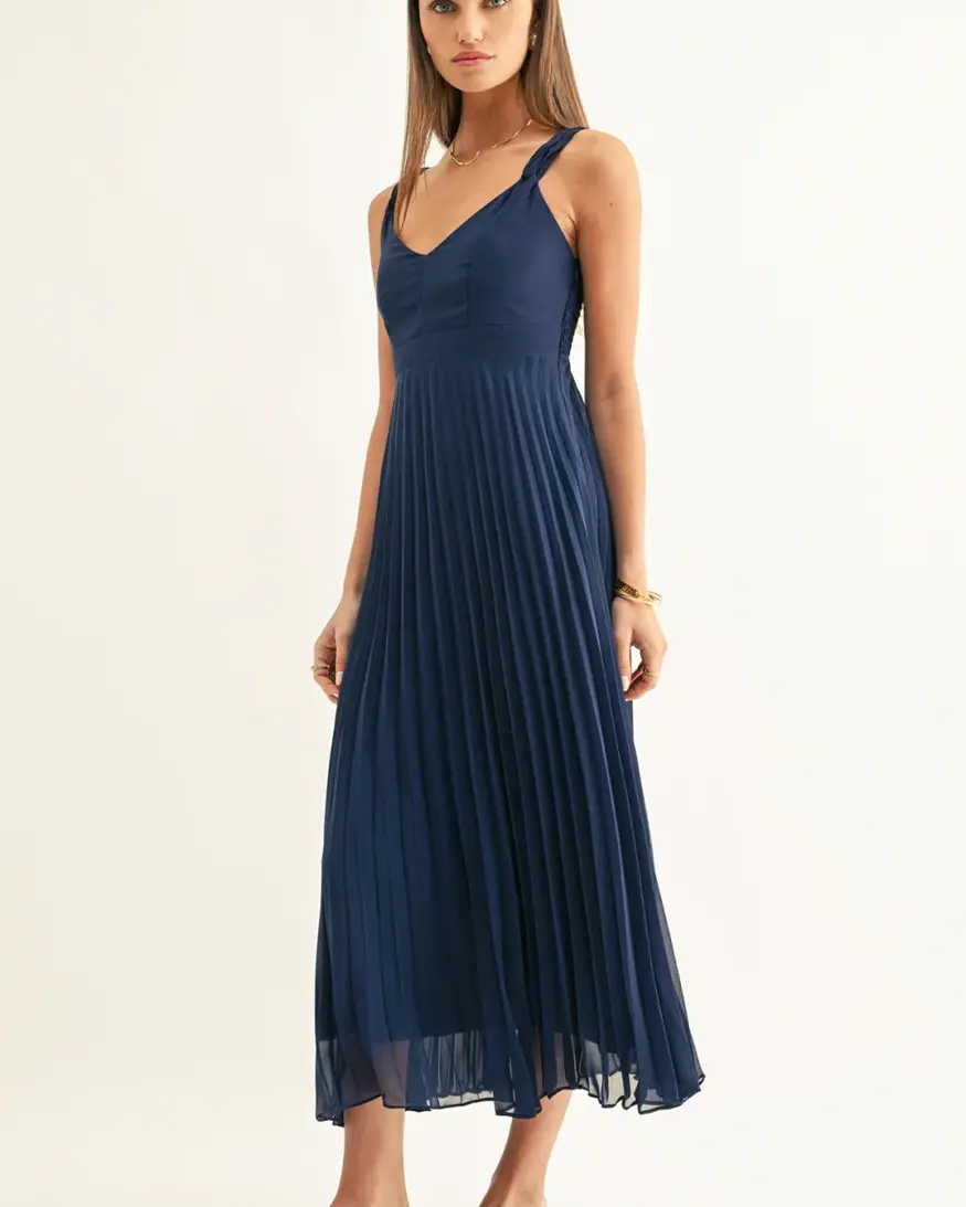 Adelyn Rae Jillian Pleated Maxi