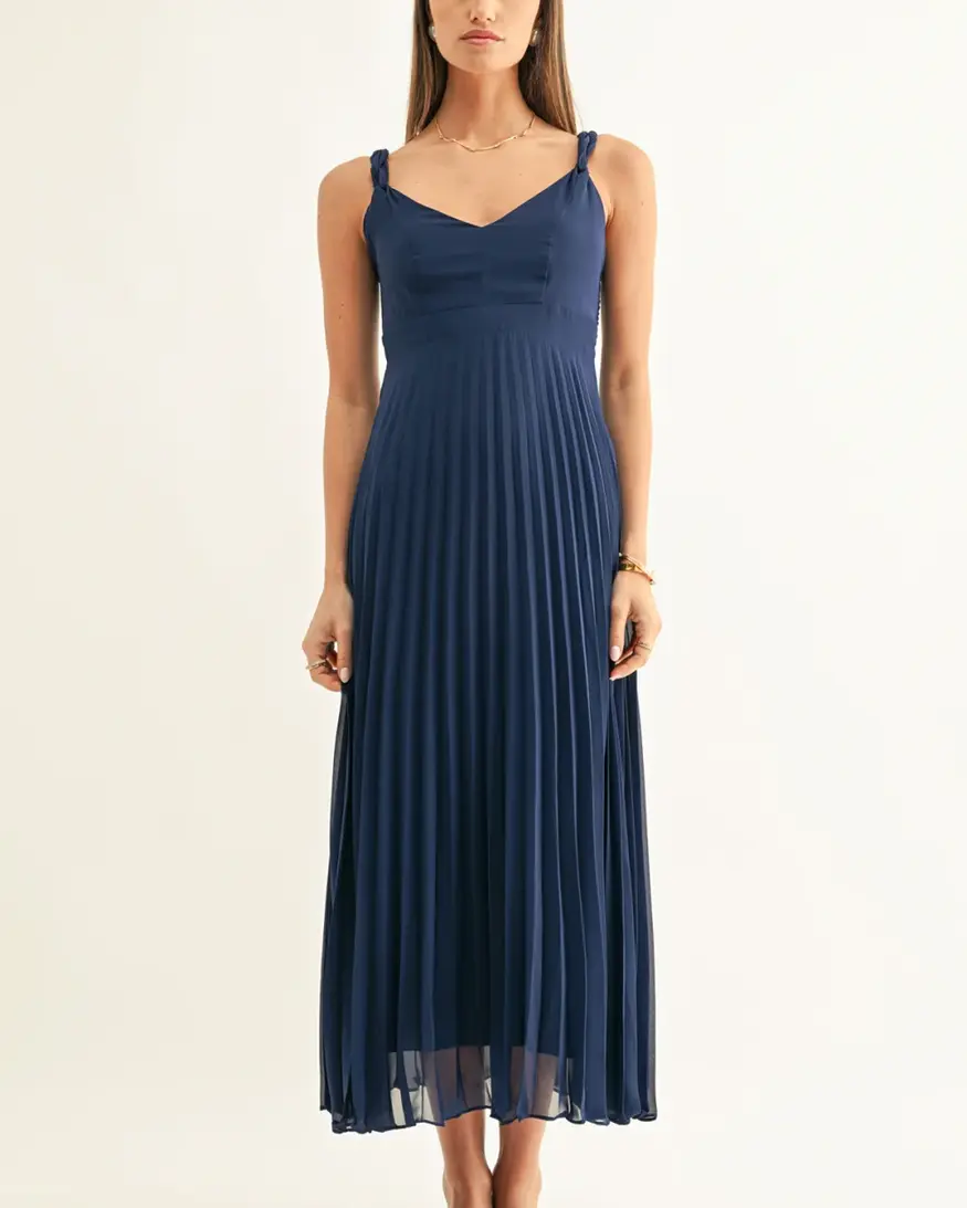 Adelyn Rae Jillian Pleated Maxi