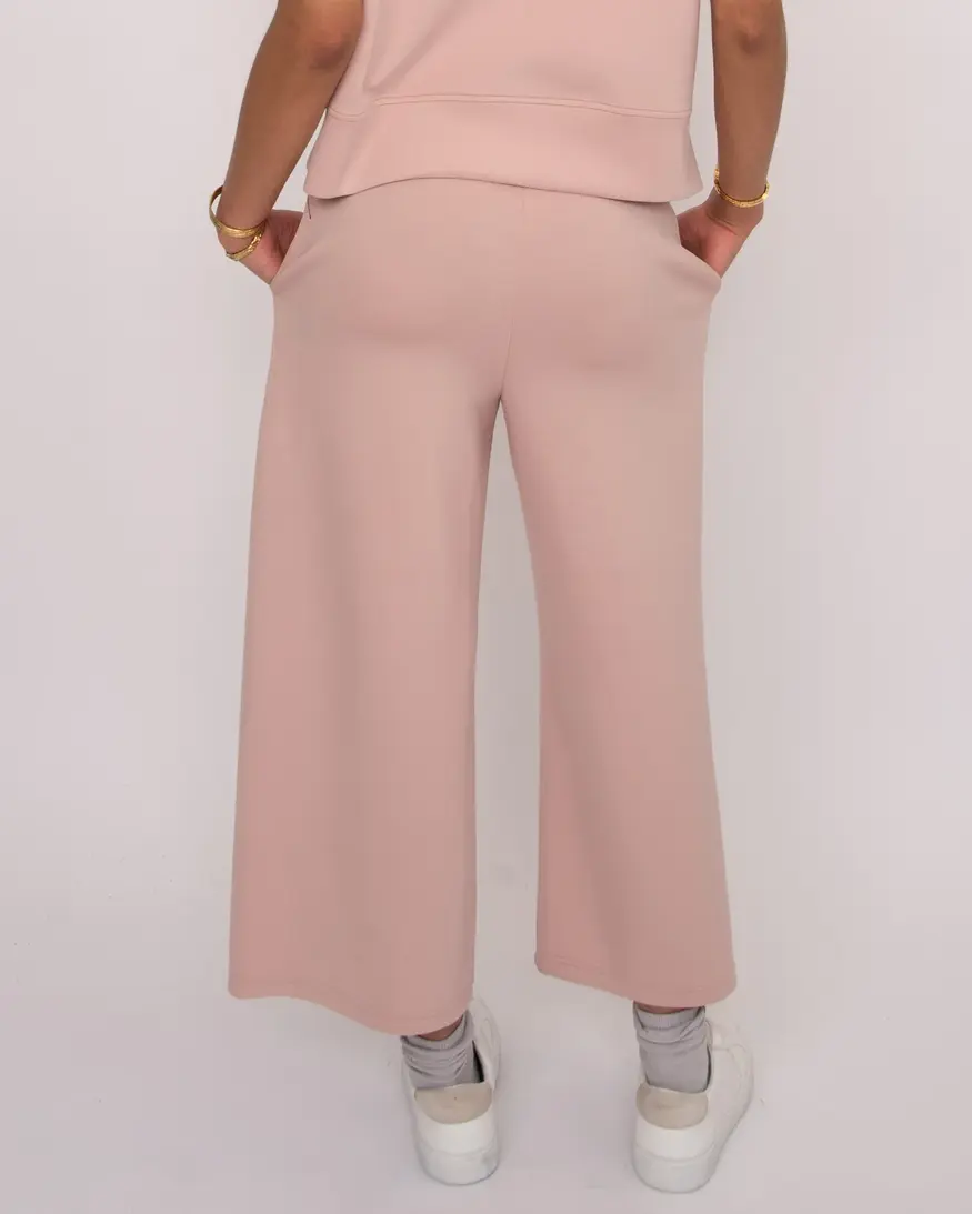 RD Style Victoria Cropped Soft Knit