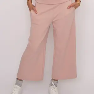 RD Style Victoria Cropped Soft Knit
