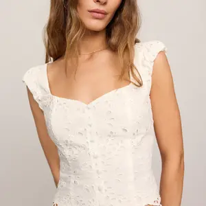 Z-Supply Emrie Eyelet Top