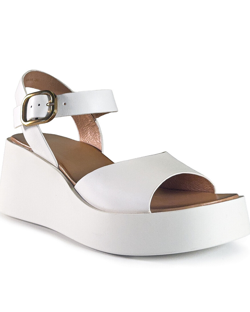 EOS Ariya Sandal
