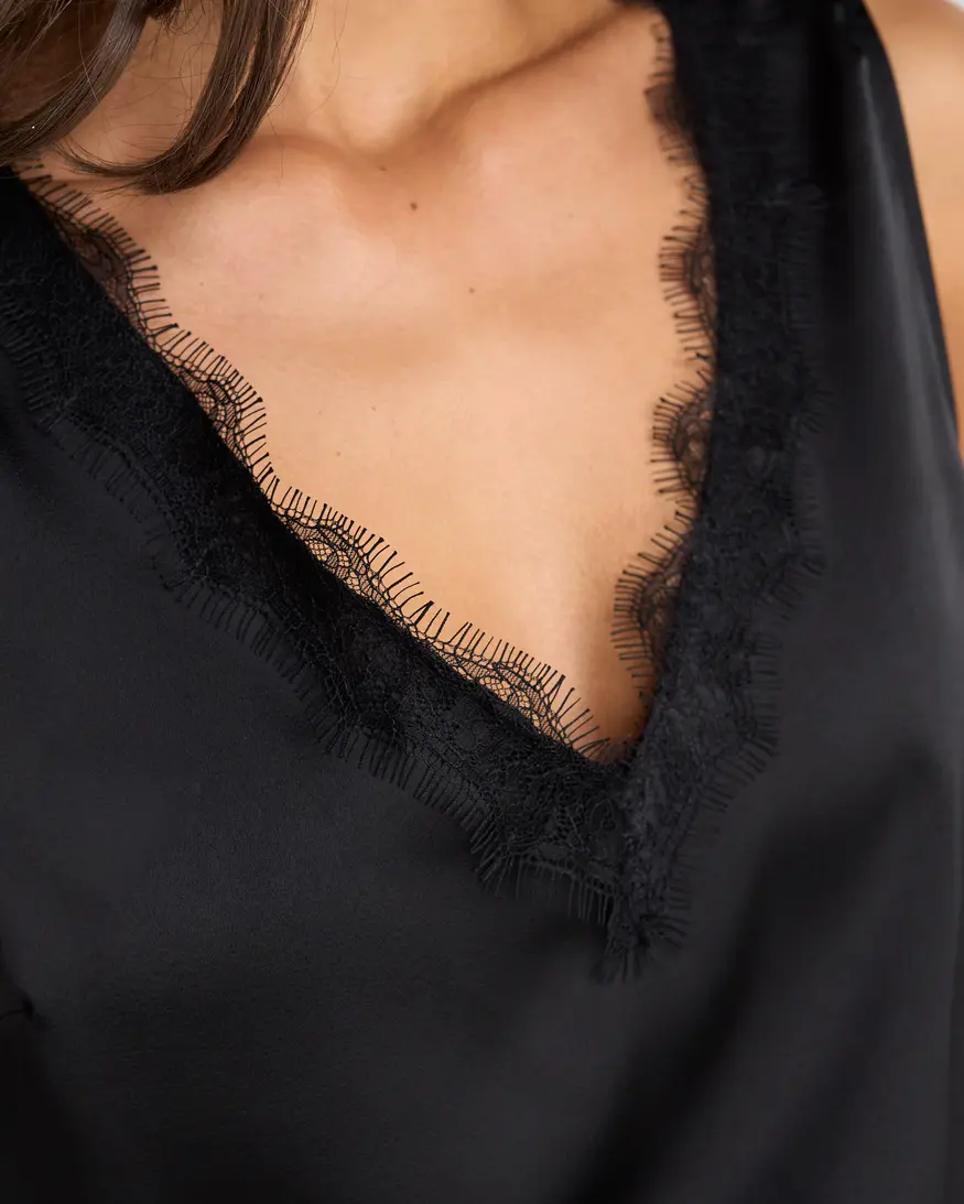 Liverpool Lark Tank W/Lace Trim