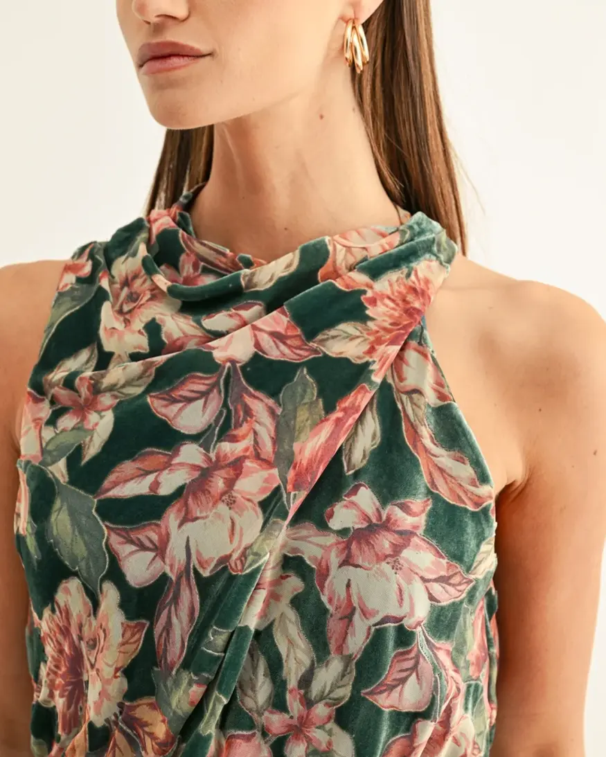 Adelyn Rae Veda Velvet Maxi