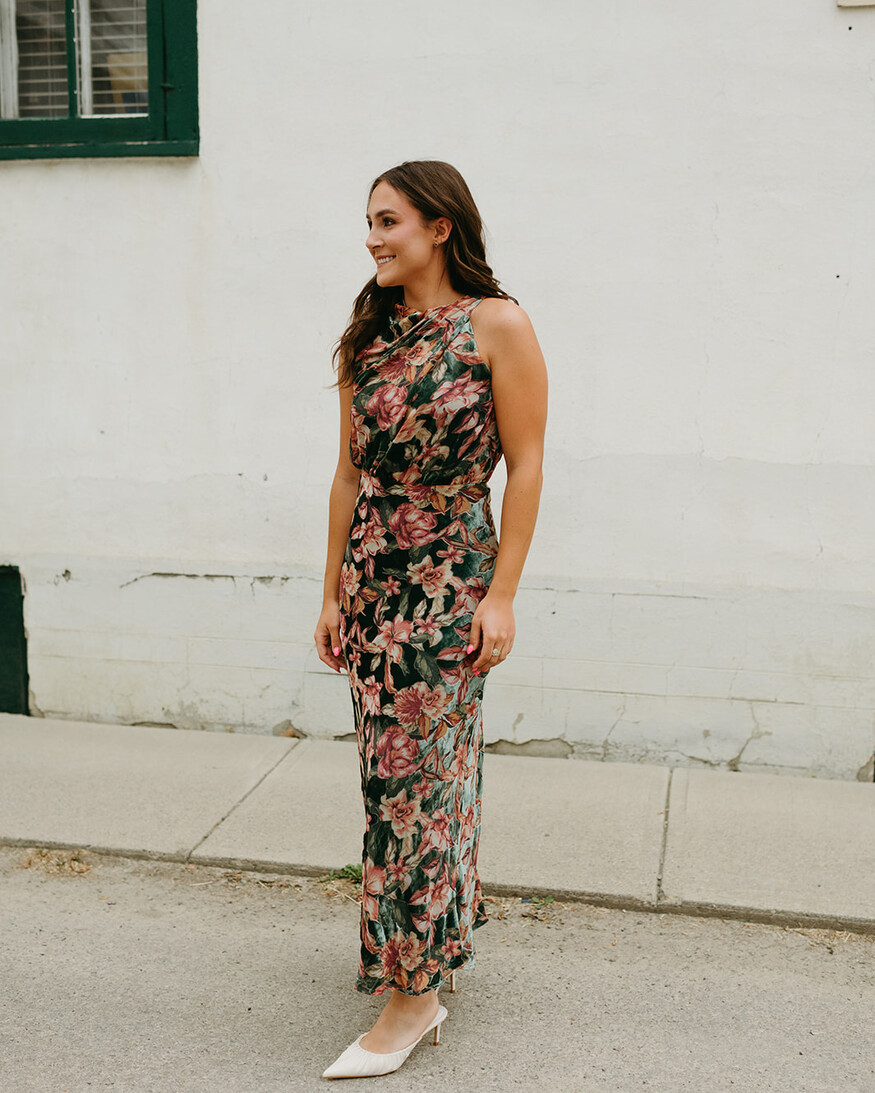 Adelyn Rae Veda Velvet Maxi