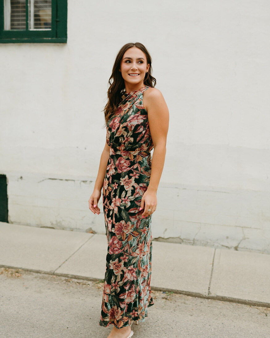 Adelyn Rae Veda Velvet Maxi