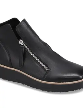 Django & Juliette Dosta Boot