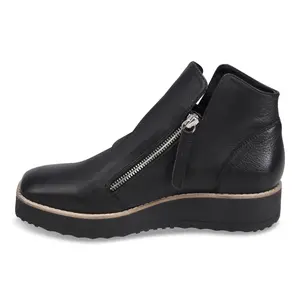 Django & Juliette Dosta Boot