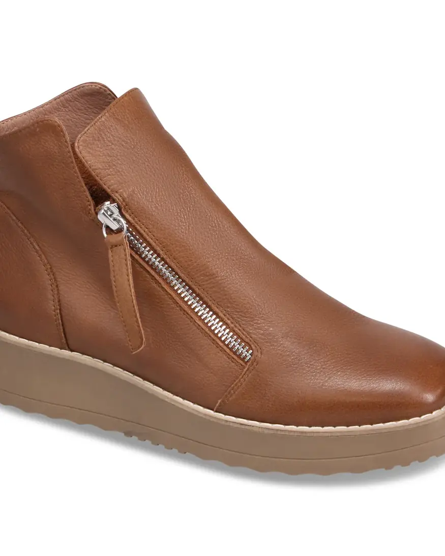 Django & Juliette Dosta Boot