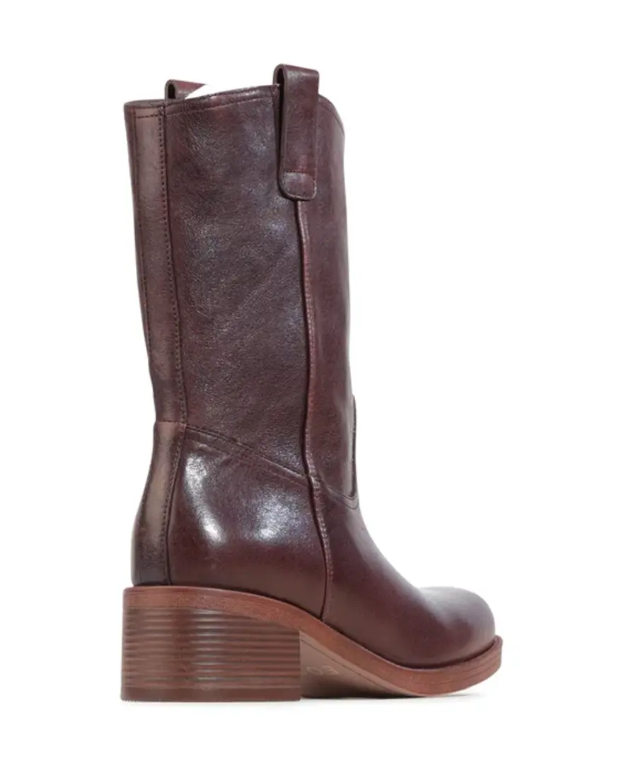 EOS Gaucho Boot