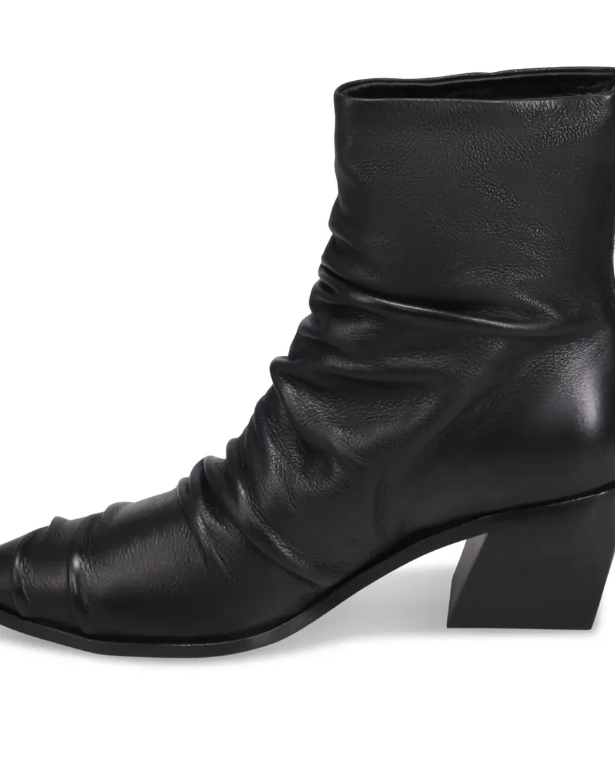 Django & Juliette Jinnci Boot