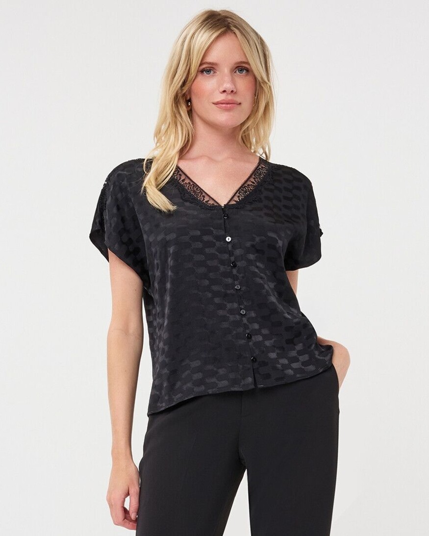 Esqualo Kylo Blouse