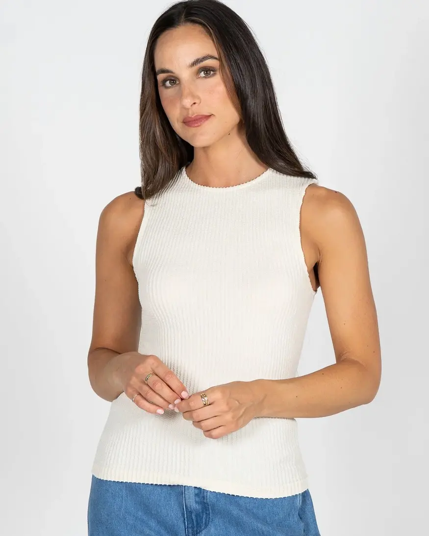 Cest Moi Seamless Textured Crew Tank