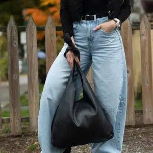 RISA Knot Tote (Leather)
