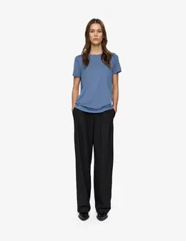 Minimum Rynah Tee
