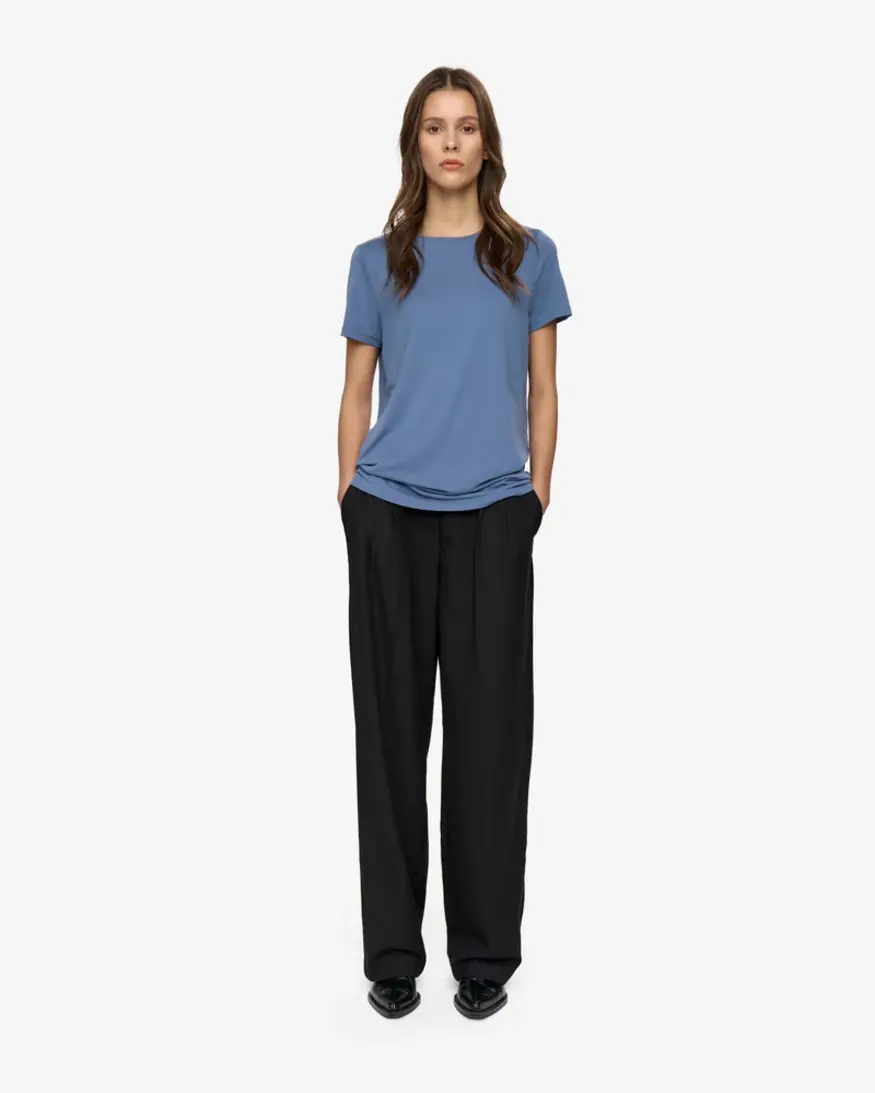 Minimum Rynah Tee