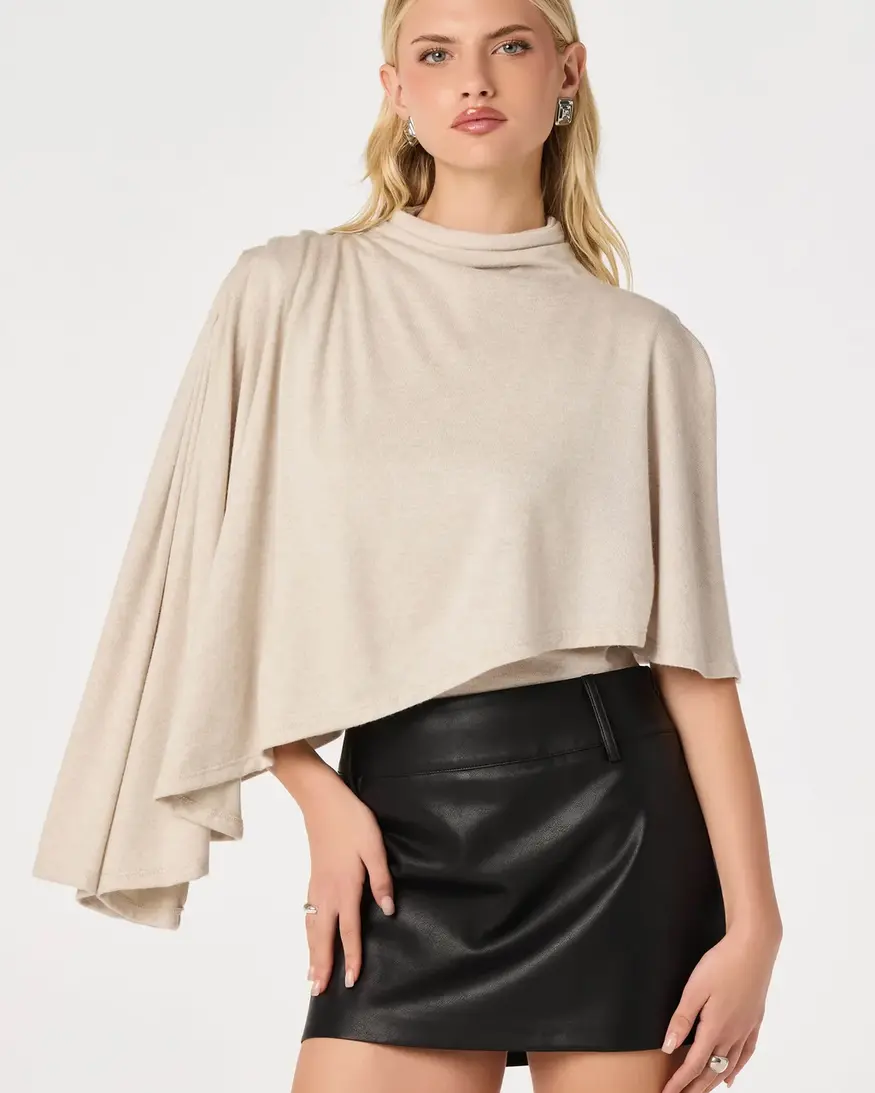 ASTR The Label Jailene Cape Top