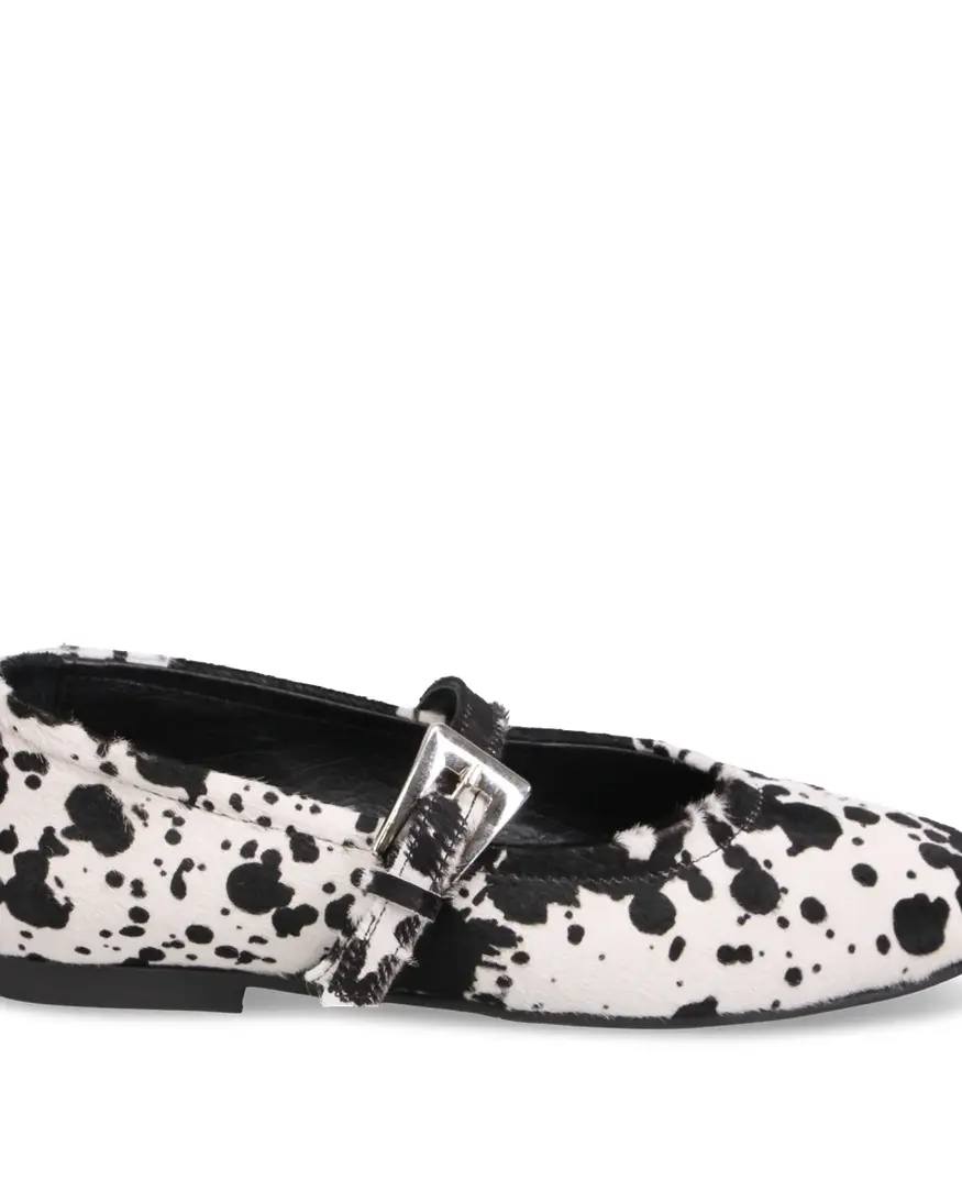 Allure Flat