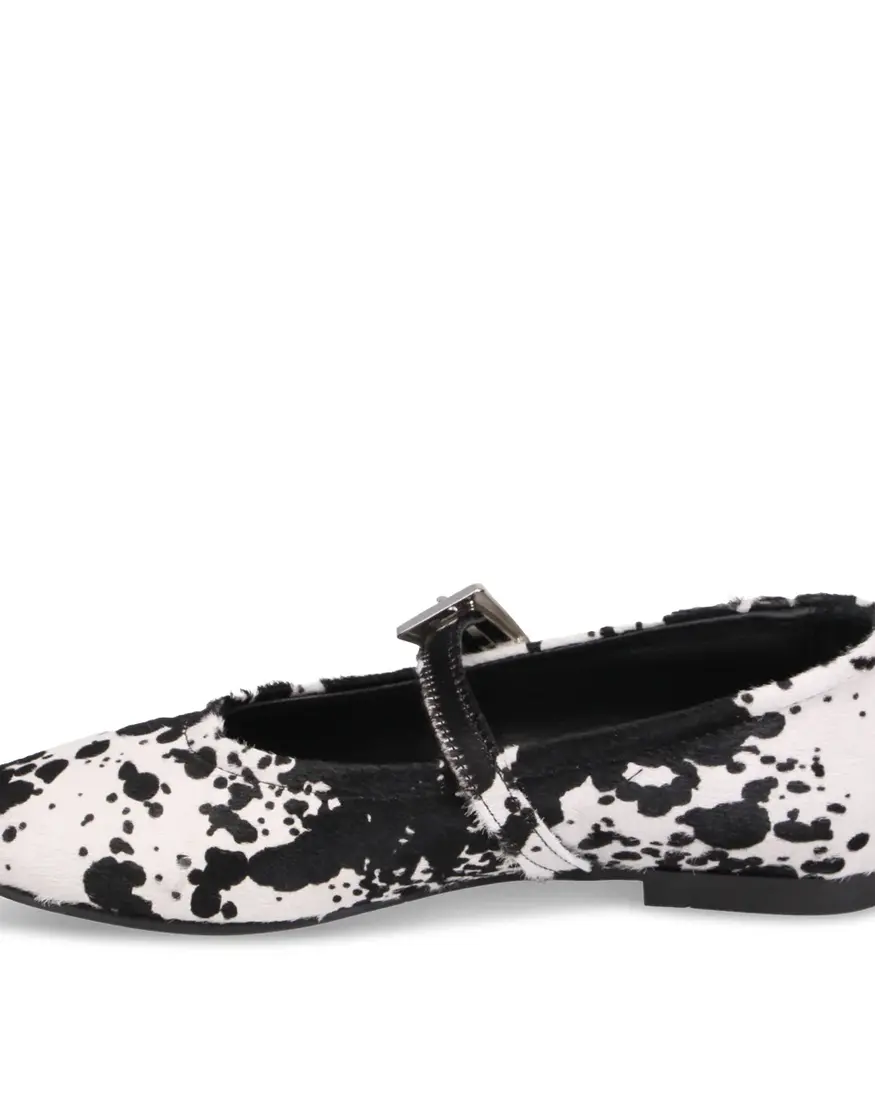 Allure Flat
