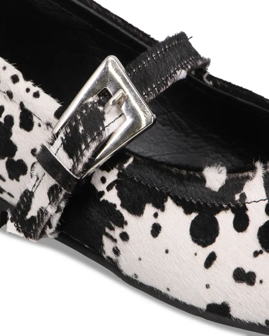 Allure Flat