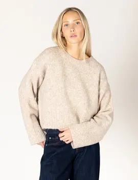 Lyla & Lux Eva Luxe Crew Pullover
