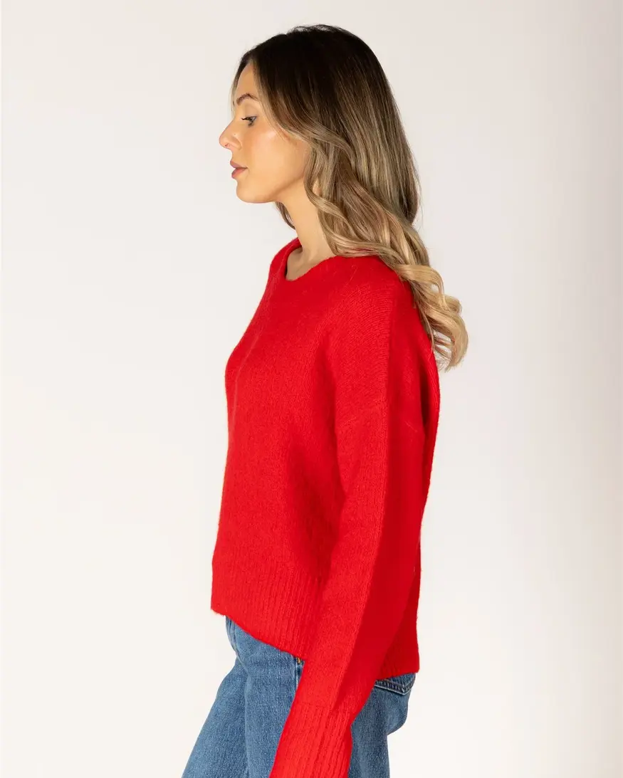 Lyla & Lux Timmy Crew Knit