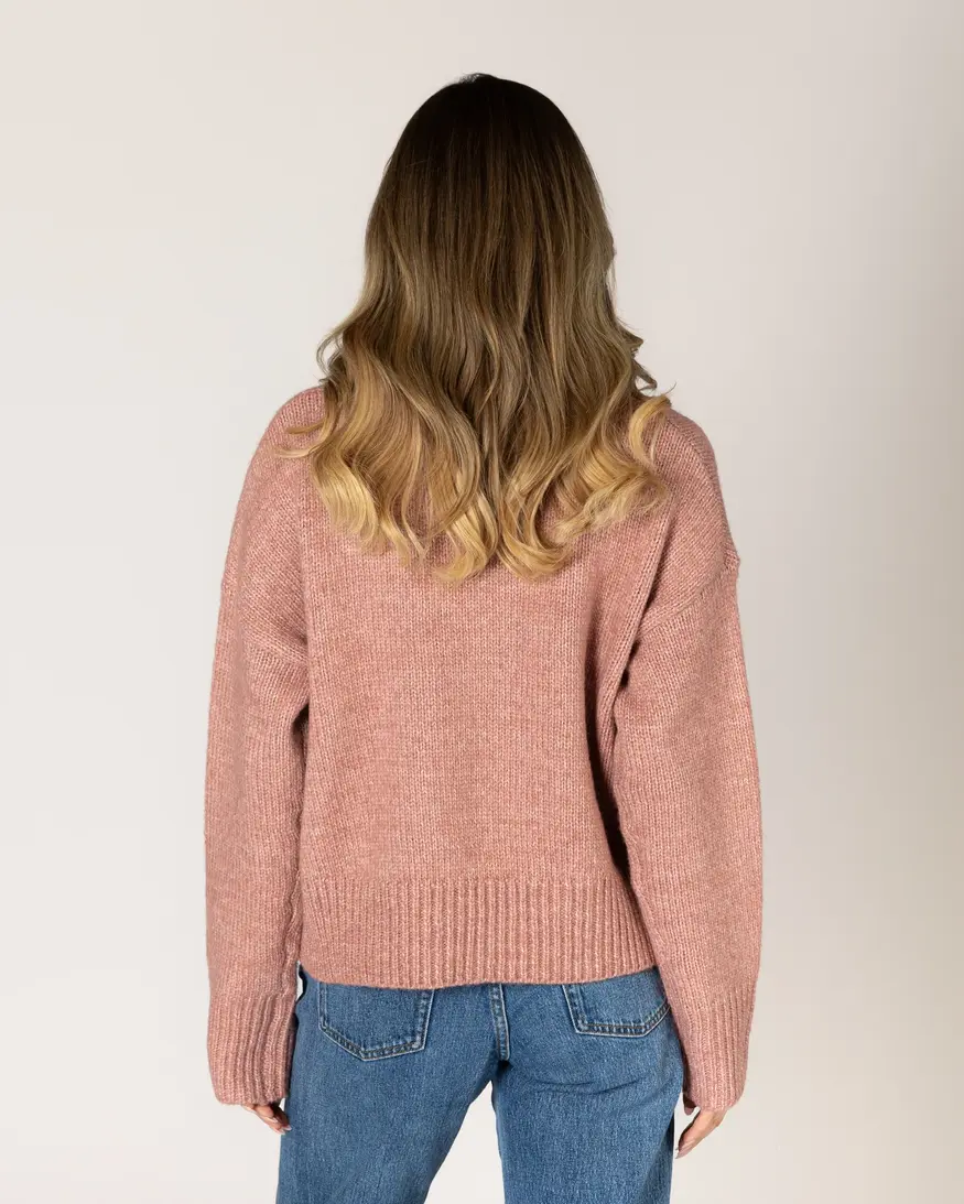 Lyla & Lux Timmy Crew Knit