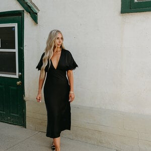 Lulus Tallulah Lace Trim Midi