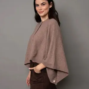 RD Style Costanza Button Poncho