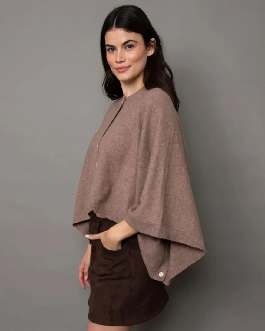 RD Style Costanza Button Poncho