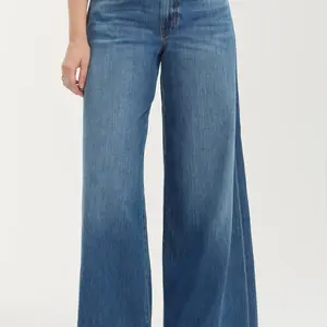 Liverpool Kit HR Wide Leg - 32"