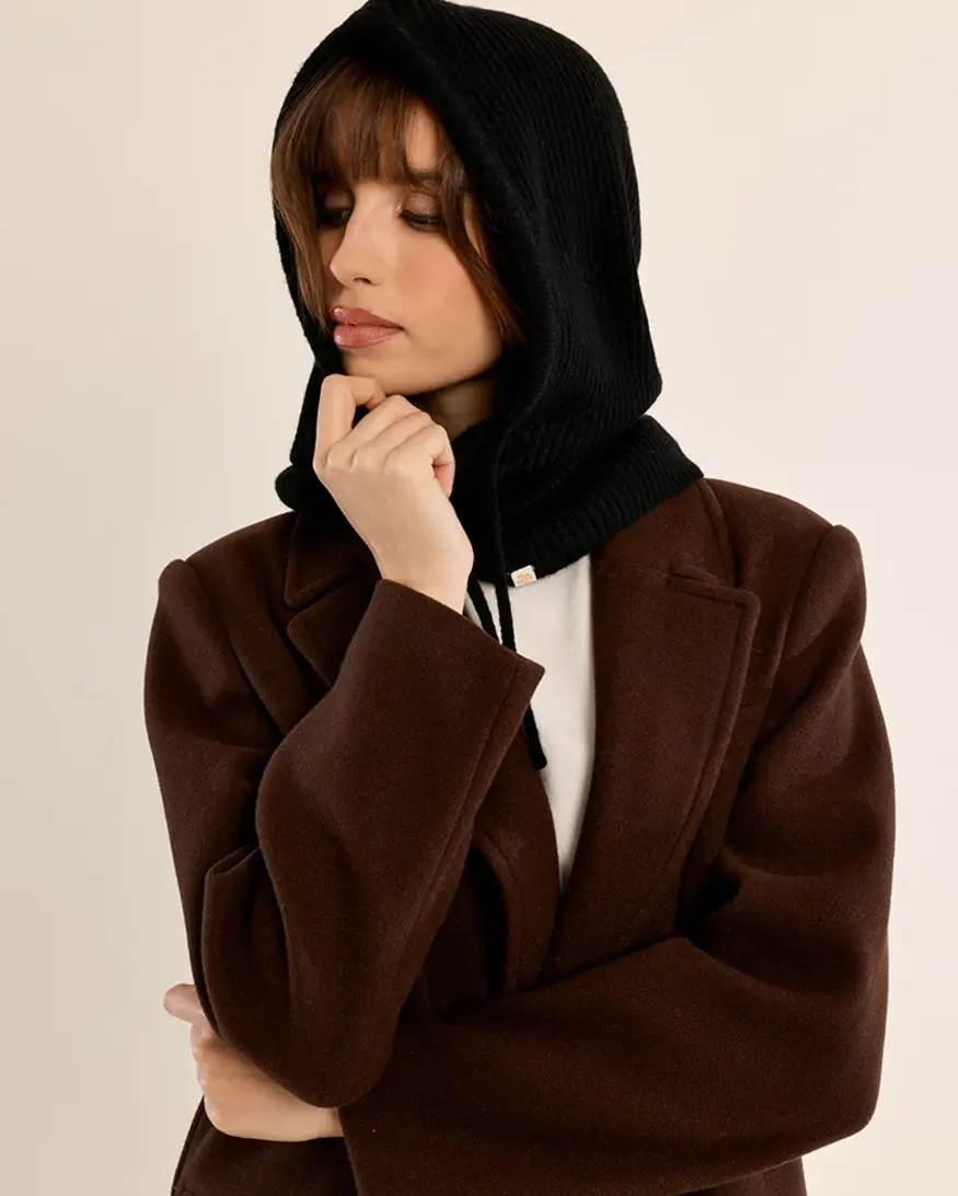 Molly Bracken Aria Knitted Hood