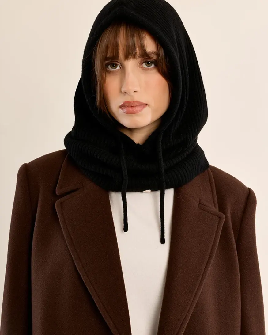 Molly Bracken Aria Knitted Hood