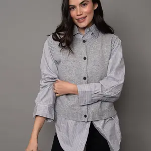 RD Style Orillia Slvlss Button Vest