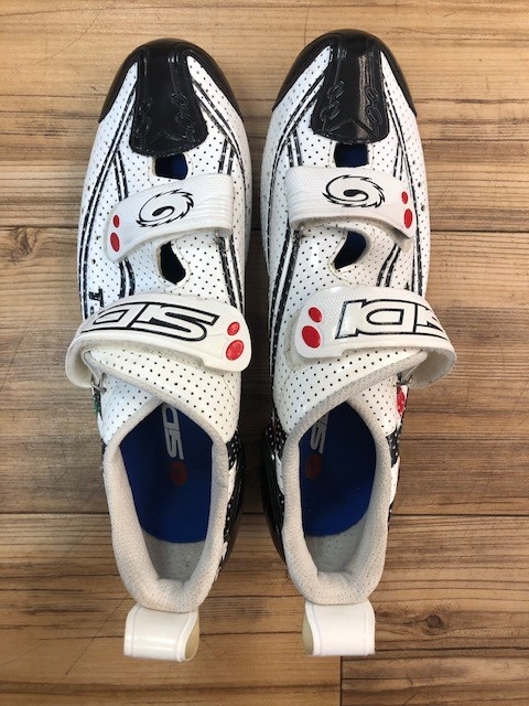 RESALE - Men's Sidi T3 Carbon Triathlon Shoes (45) RESALE - Men's Sidi T3 Carbon Triathlon Shoes (45)