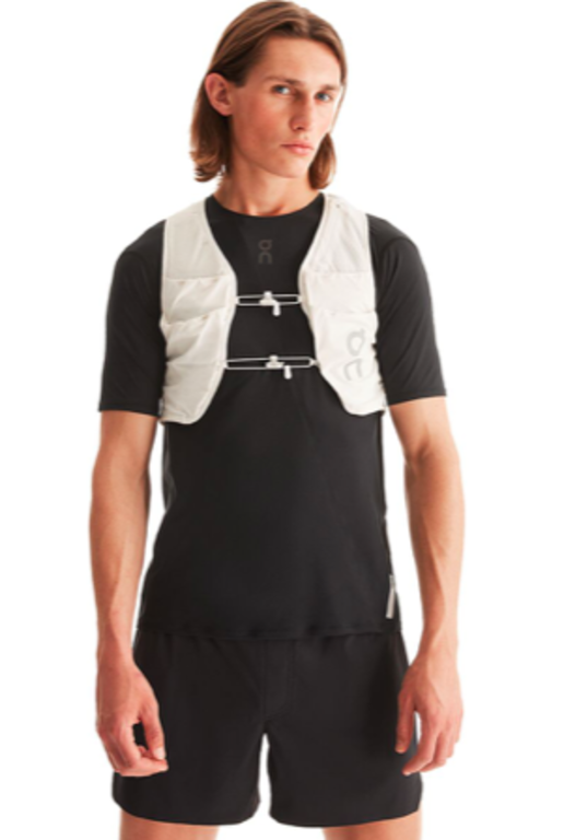 On Running On Running 10L Ultra Vest Unisex