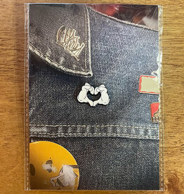 Dissizit Pin - Love Gloves - White (Size 1")