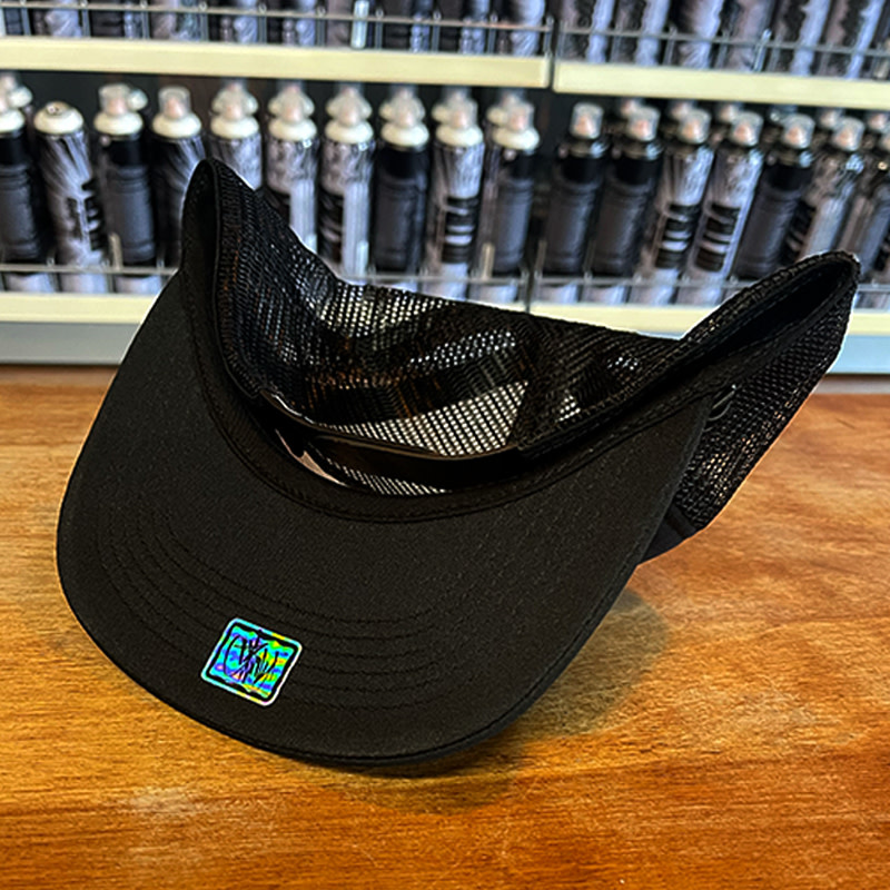 Dissizit Trucker - LA Hands - Black