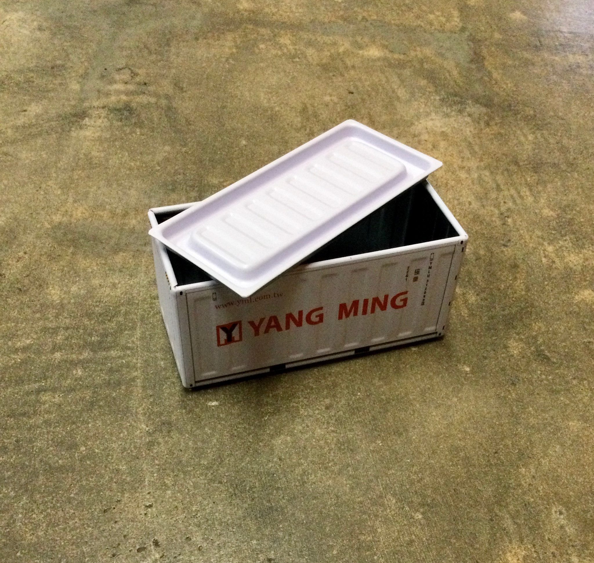Yang Ming Tin Box - Weathered Grey