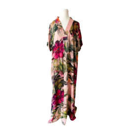 Winton and Waits Kensington Floral V-Neck Dress