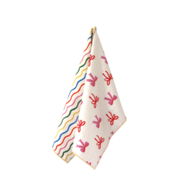 Wildwood Landing LLC Ribbon Bloom Microfiber Towel